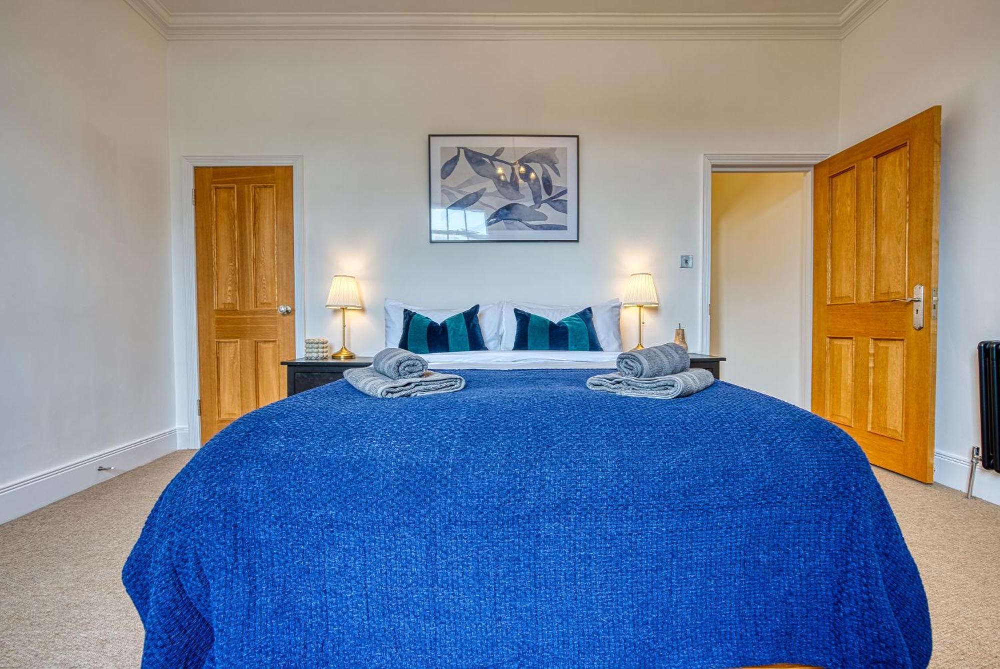 2 Bed Stunning Chic Modern Spacious Apt, Ocean Village, Southampton - Plenty Of Parking - By Blue Puffin Stays Buitenkant foto