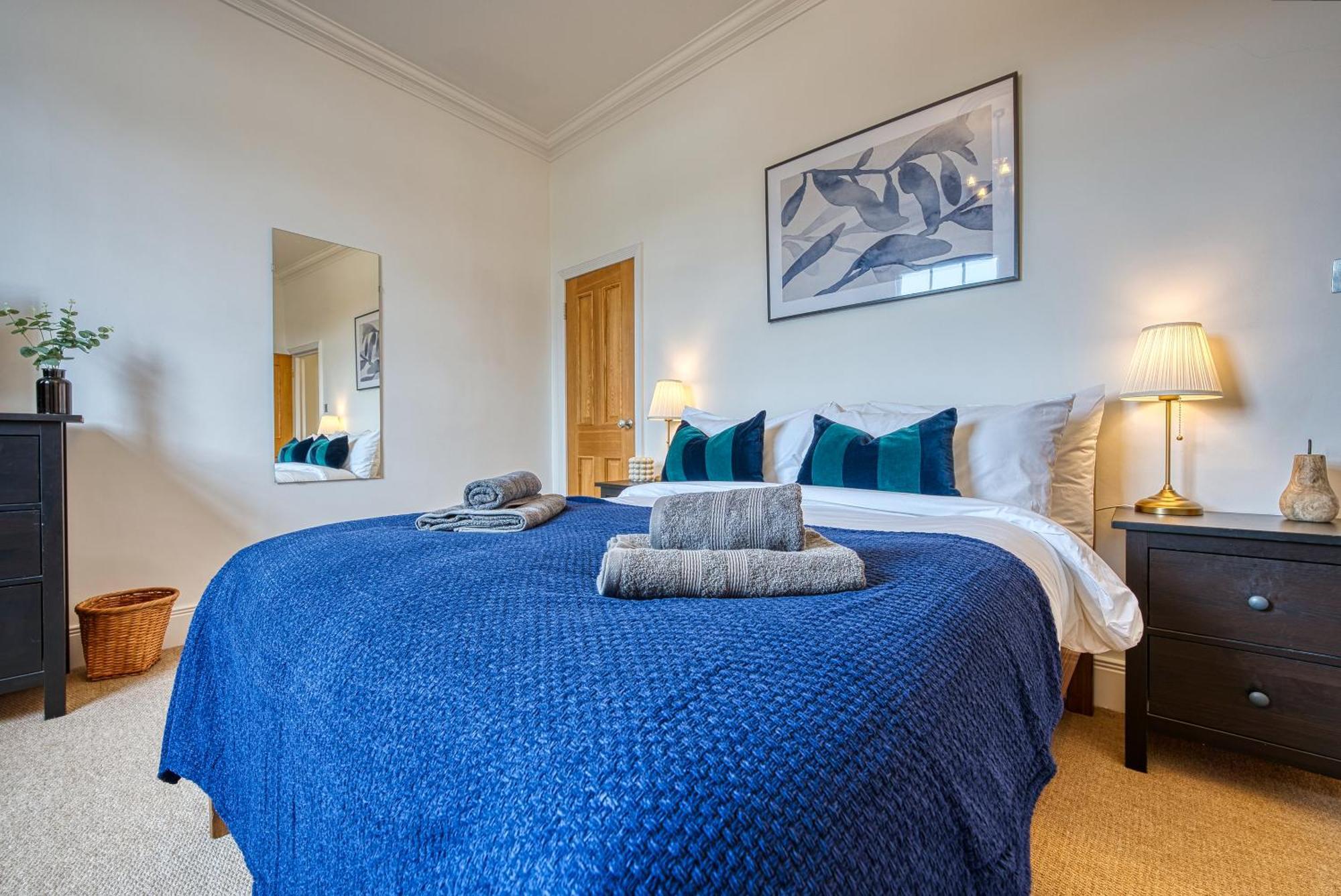 2 Bed Stunning Chic Modern Spacious Apt, Ocean Village, Southampton - Plenty Of Parking - By Blue Puffin Stays Buitenkant foto