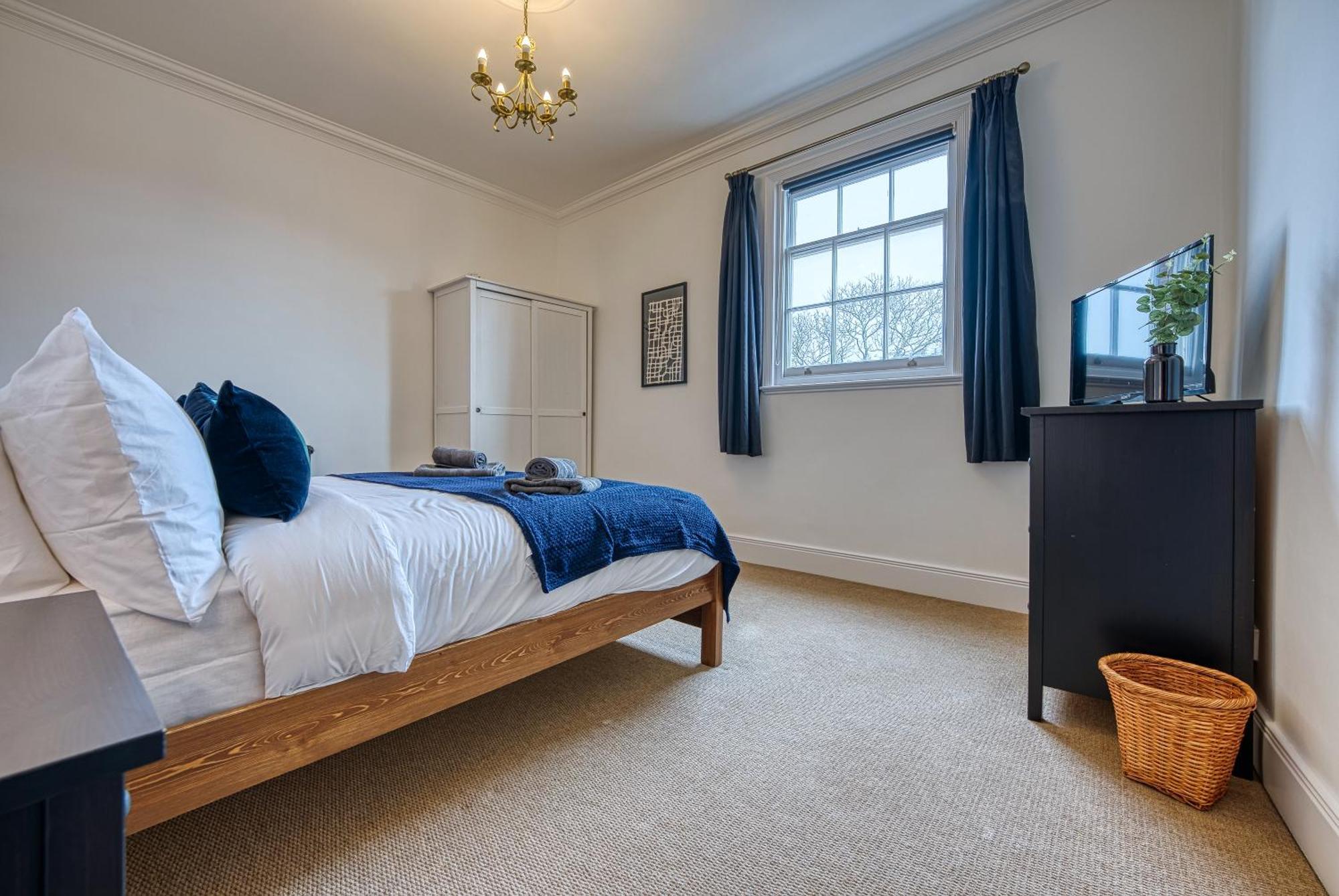 2 Bed Stunning Chic Modern Spacious Apt, Ocean Village, Southampton - Plenty Of Parking - By Blue Puffin Stays Buitenkant foto