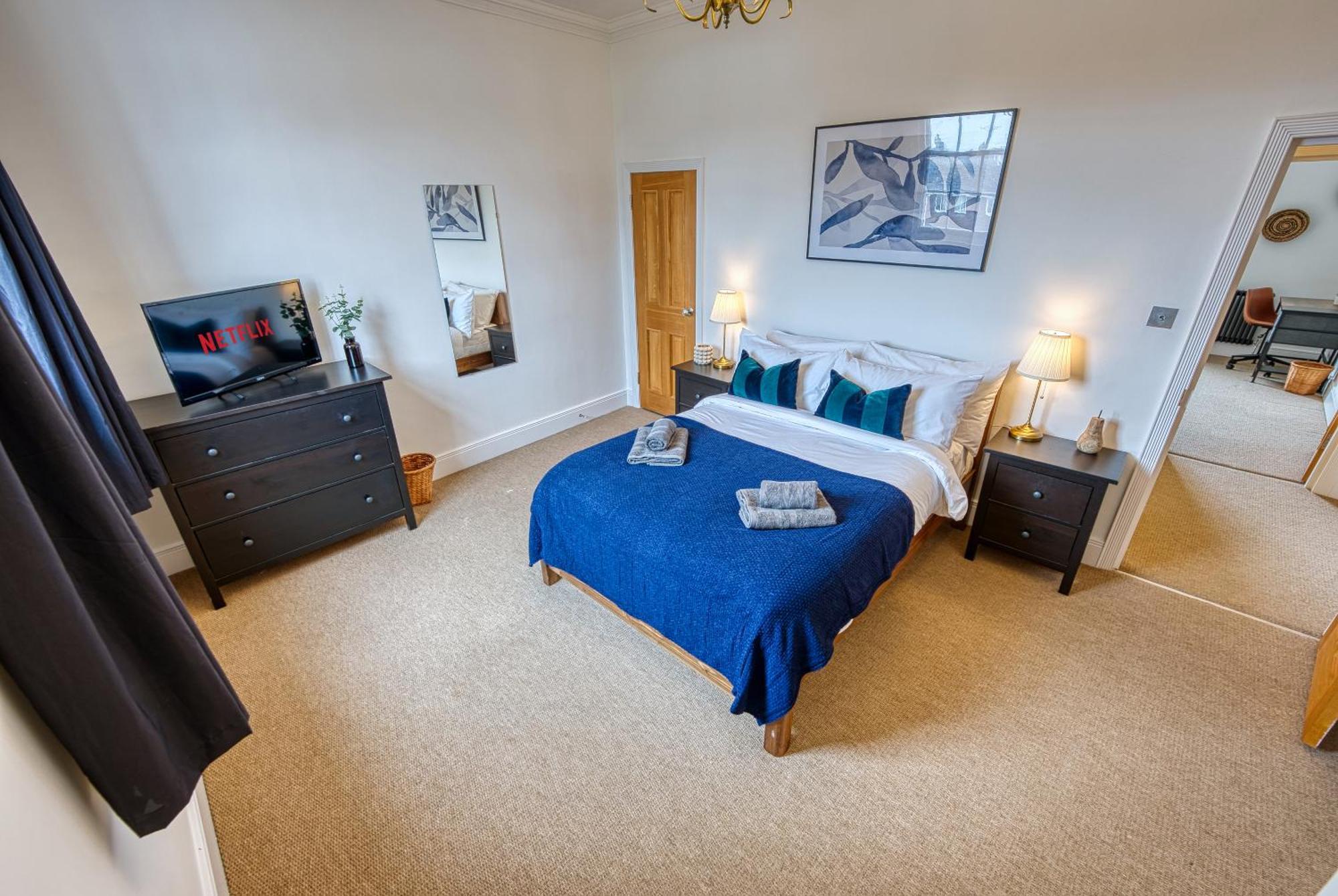 2 Bed Stunning Chic Modern Spacious Apt, Ocean Village, Southampton - Plenty Of Parking - By Blue Puffin Stays Buitenkant foto